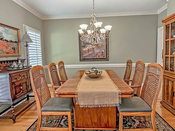 5th image of 2286 Lake Page Dr