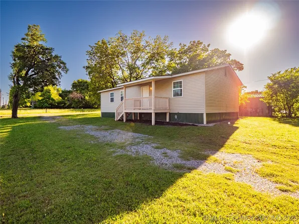 517 Kali Inla Ave, Hartshorne, OK 74547