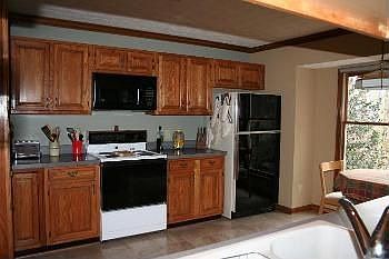 3rd image of 206 Crystal Lake Dr