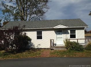 58 Commerce St, Clinton, CT 06413