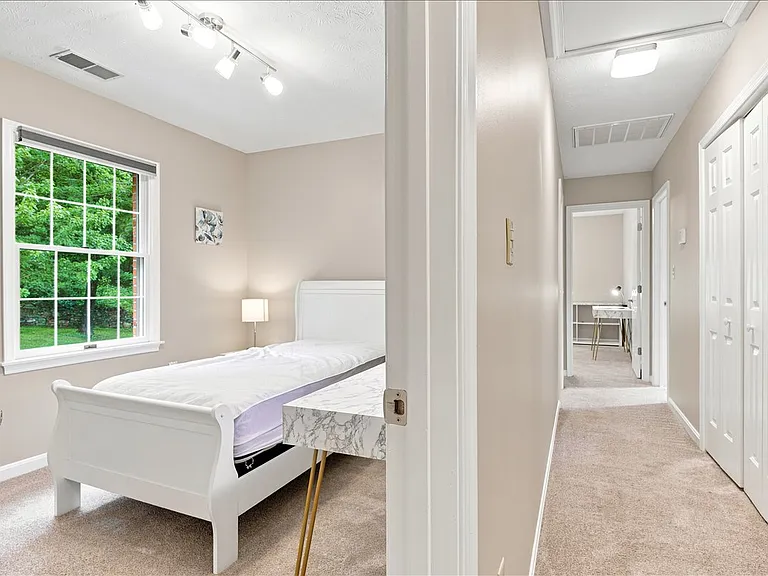 111 Launchris Dr — Photo 83