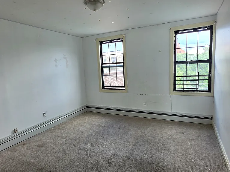 14-17 College Point Blvd #3L — Photo 4