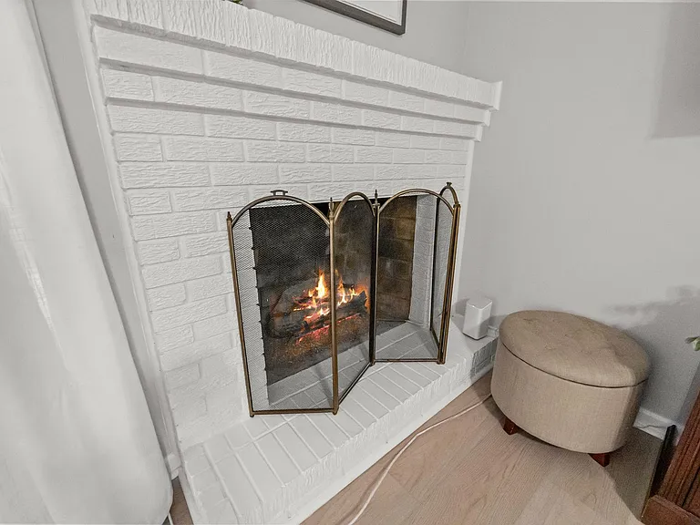 6 Monica Blvd — Photo 18