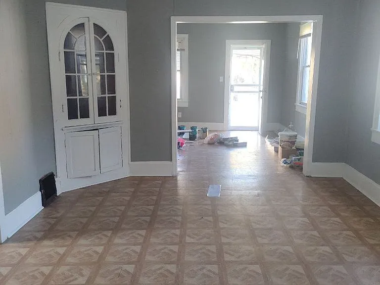 4501 Hyde Ave — Photo 1