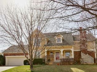 8016 Hallet St, Lenexa, KS 66215