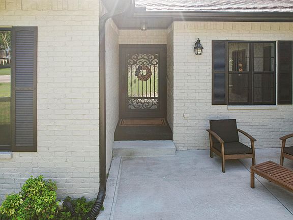 3rd image of 1663 Dilar Dr