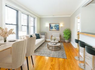 1837 W. Patterson, Chicago, IL 60613