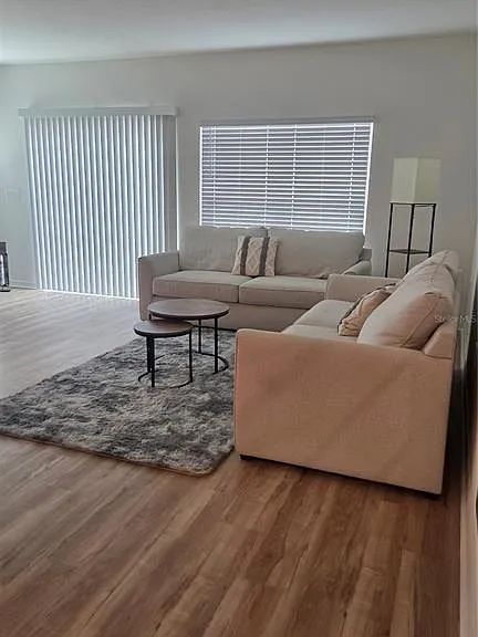 9348 Westside Hills Dr — Photo 5