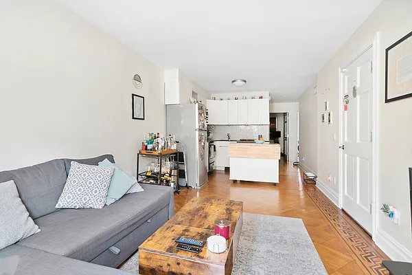 Rented by Compass | media 2