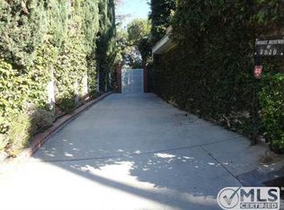 3830 Glenridge Dr, Sherman Oaks, CA 91423