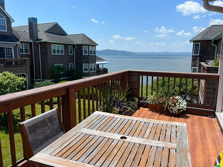 517 Half Moon Bay Dr — Photo 20