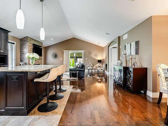 4th image of 1082 Gabrieau St