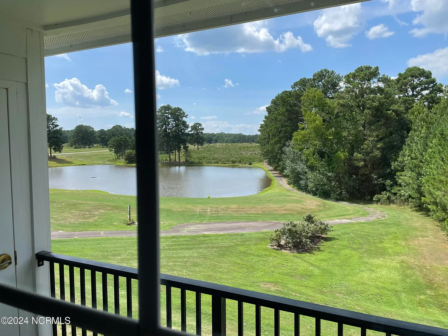 490 Little River Farm Blvd — Photo 2