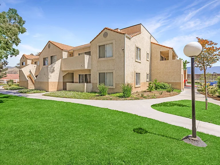 Sand Canyon Villas & Townhomes — Photo 97