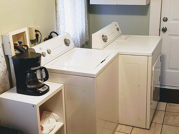 5th image of 101 Fairground Ave APT B