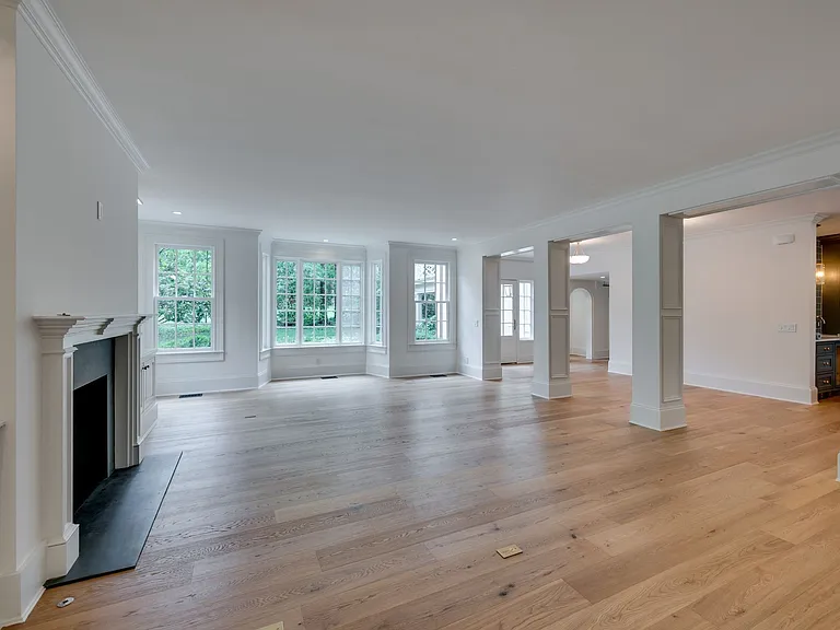 4428 Sheppard Pl — Photo 10