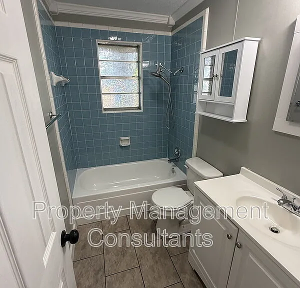 2800 E 10th Ave — Photo 10