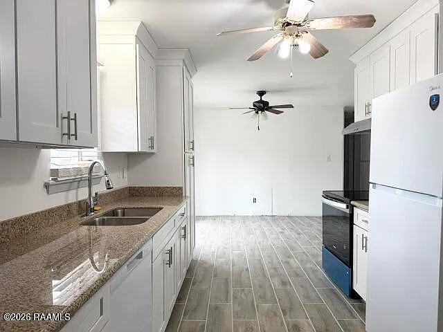 3 bed, 1.5 bath, 1050 sqft, $1,450 — Photo 3