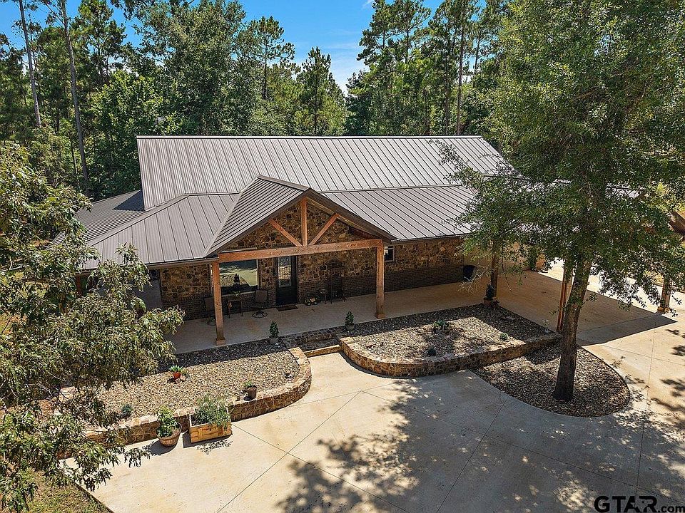 1st image of 13093 North Dr #110