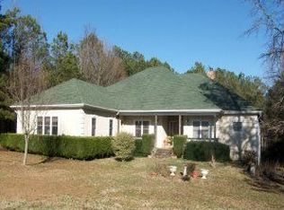 943 Hemphill Rd, Griffin, GA 30224