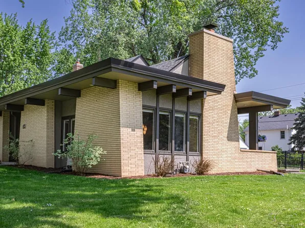 2300 York Ave N, Golden Valley, MN 55422