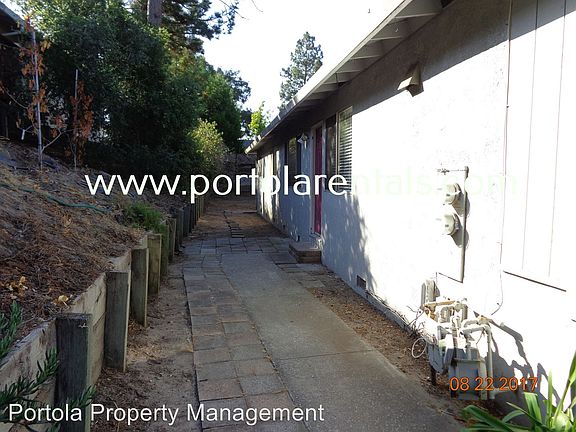 2nd image of 104 Oak Ln
