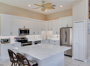 3593 Edgewood Ave, Fort Myers, FL 33916