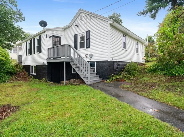 19 Forest Dr, Auburn, MA 01501