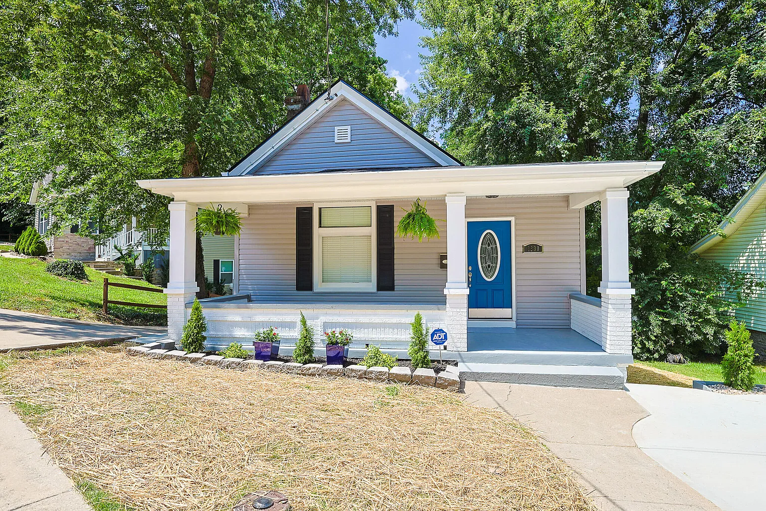 1630 Amsterdam Rd photo 1