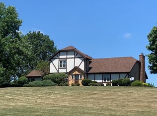 10007 Iron Bridge Rd, Roanoke, IN 46783