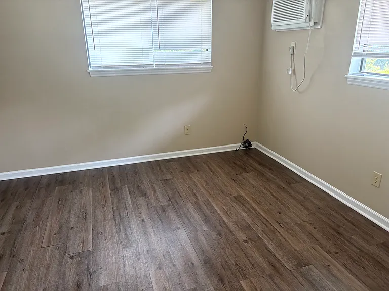 40 Apple Tree Ln #6 — Photo 5
