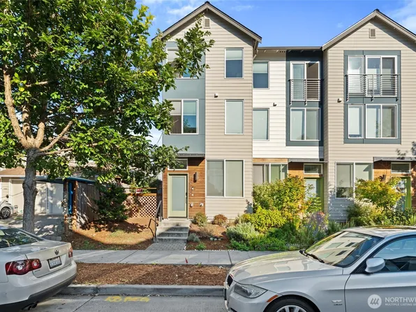 7030 42nd Avenue S, Seattle, WA 98118