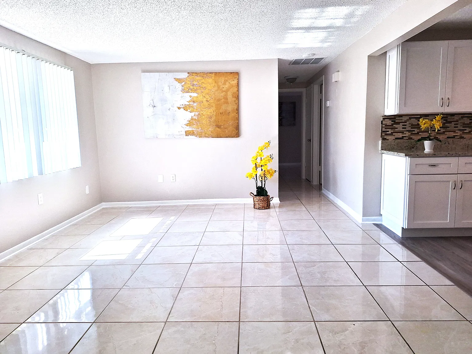 3 bed, 1597 sqft, $2,600 — Photo 4