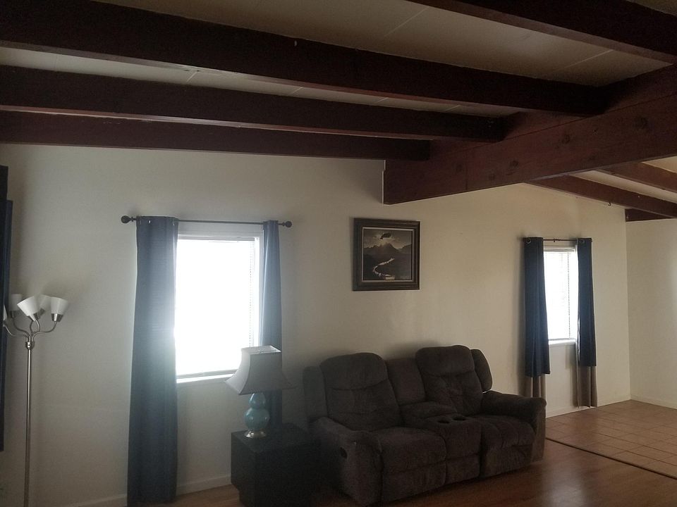 Living Room & Dining Area