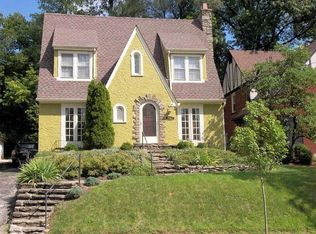 2962 Douglas Ter, Cincinnati, OH 45212