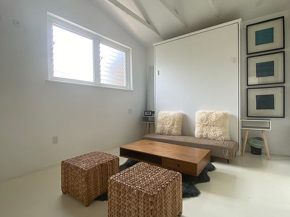 Murphy bed