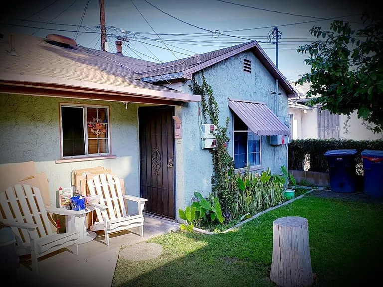 16916 Hayter Ave — Photo 2