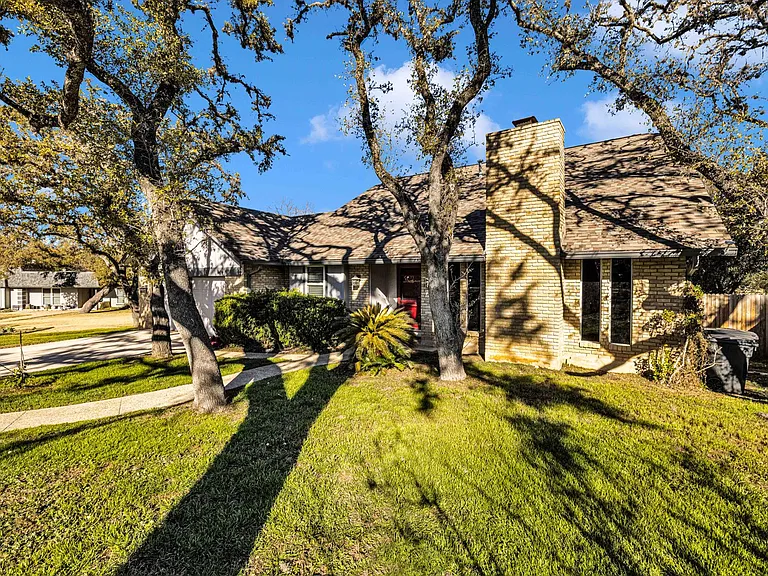 11506 Whisper Cir — Photo 4