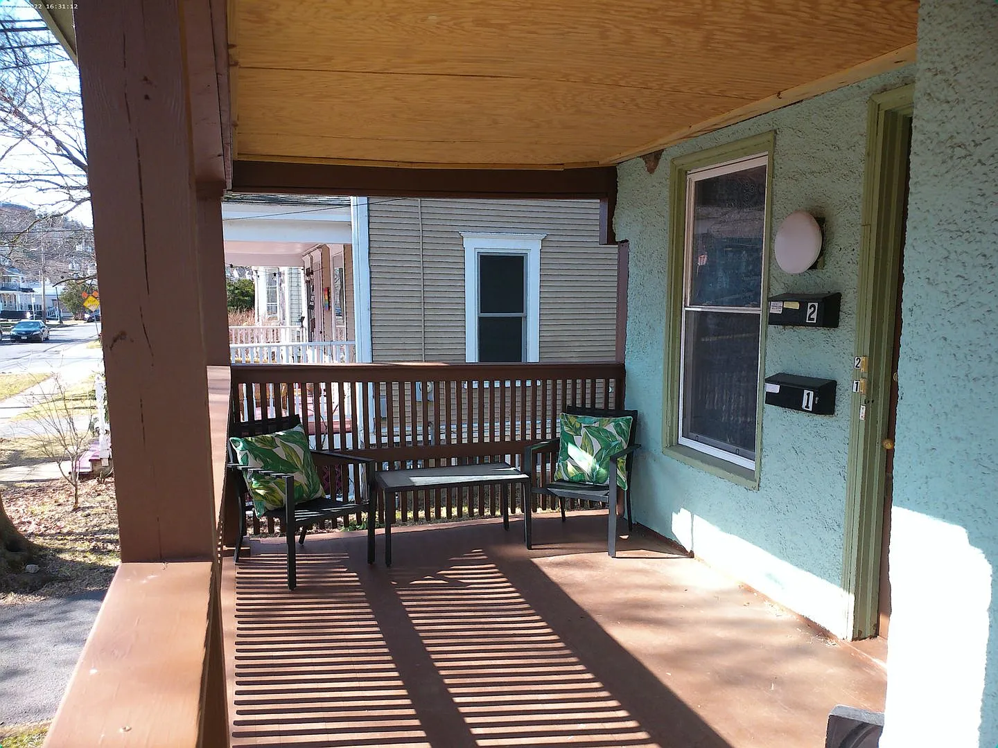 209 Harvard Pl Apt 2 - Available 6/1/27 - 4 Bedroom Duplex Close To Shops, Eateries and Bus Line — Photo 3