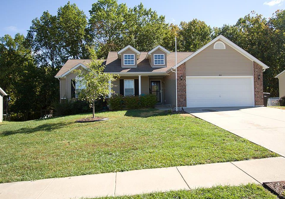 1st image of 354 Parkway Dr