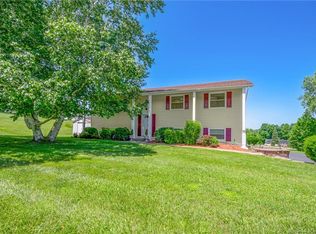 18 Brill Ln, Poughquag, NY 12570