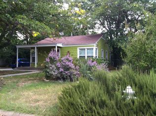 800 Edgefield Rd, Fort Worth, TX 76107