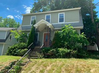 93 Brookline St, Worcester, MA 01603