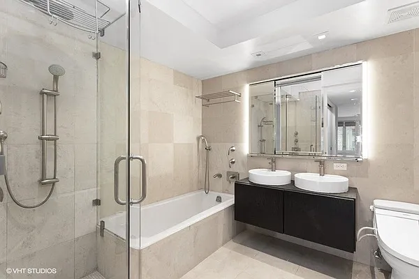 Rented by Accent Holdings, LLC | media 31