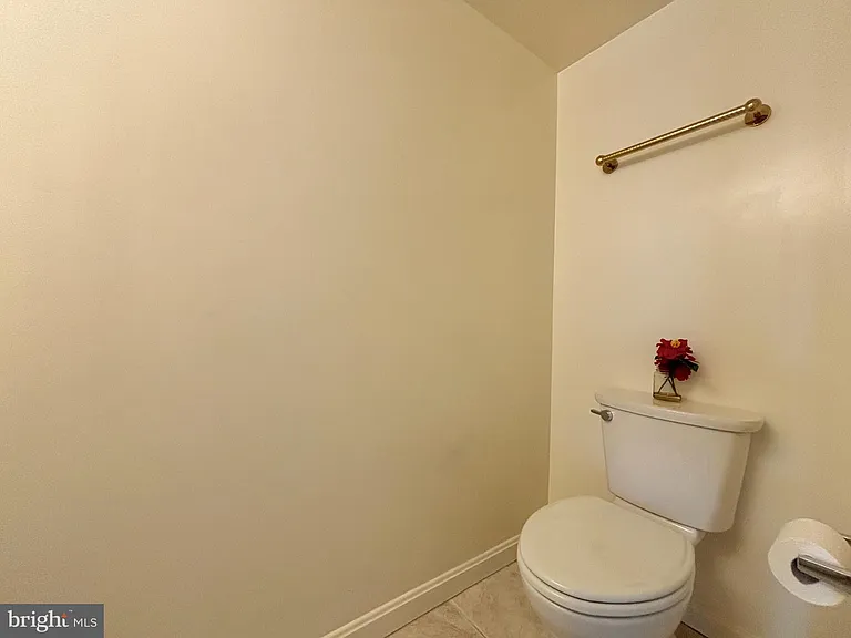 14800 Pennfield Cir #408 — Photo 8