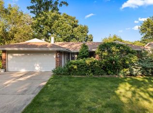 124 Richmond Dr, Bolingbrook, IL