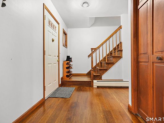 3rd image of 85 Buckingham Road