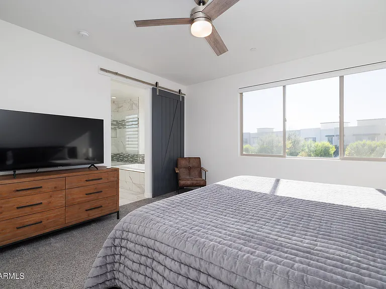 7349 E Vista Bonita Dr — Photo 21