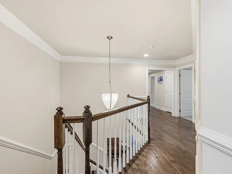 512 Quarry Point Rd — Photo 25