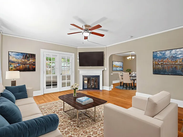 502 Thomas Rd — Photo 12